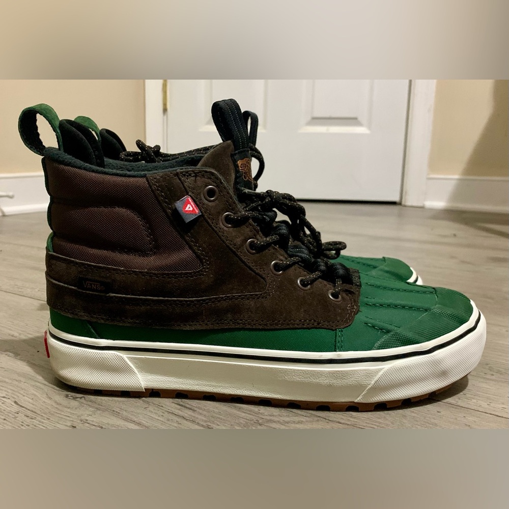 Vans Sk8-Hi Del Pato Mte-2 Brown/Green Unisex, Men’s size 10/Women’s size 11.5